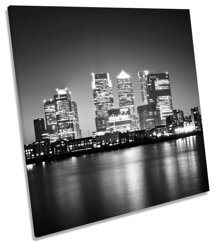 London Canary Wharf City B&W