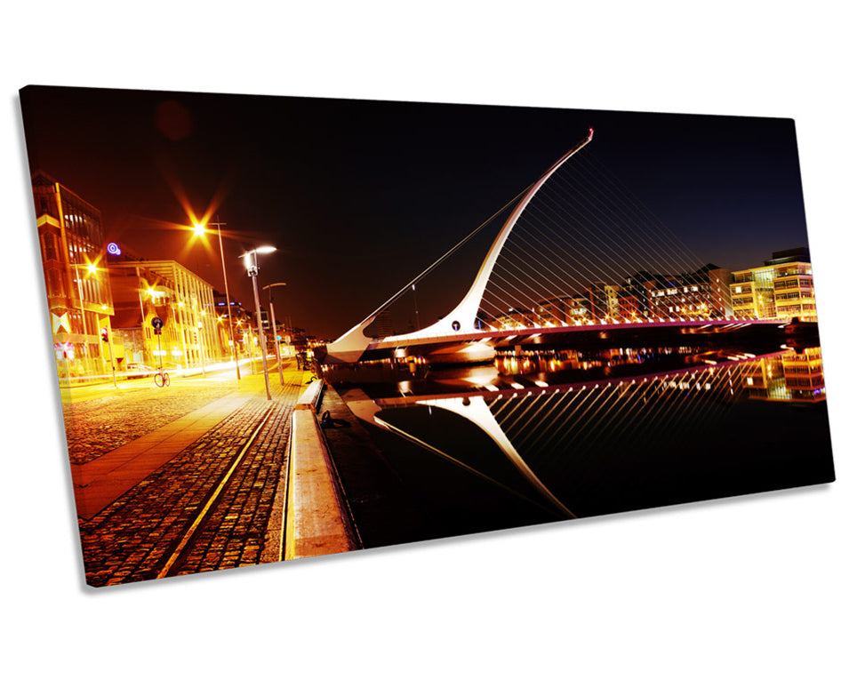 Dublin City Samuel Beckett Bridge Harp