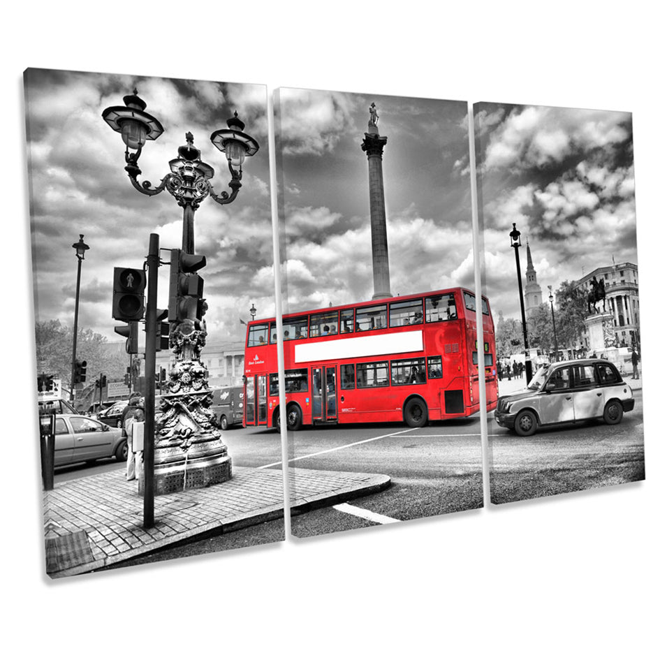 London Red Bus Trafalgar Square City